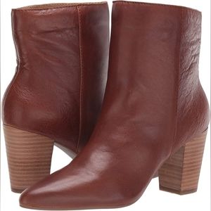 Lucky Brand Yubal Ankle Boot | Size 10